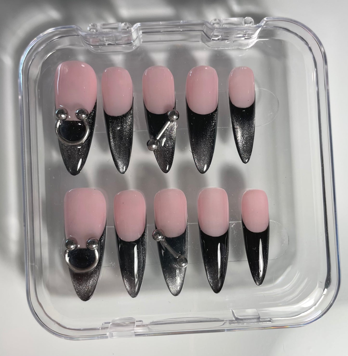 Dark Cat Eye
