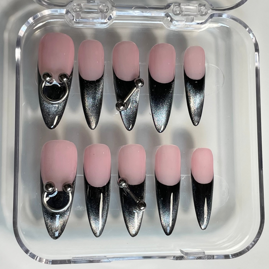 Dark Cat Eye