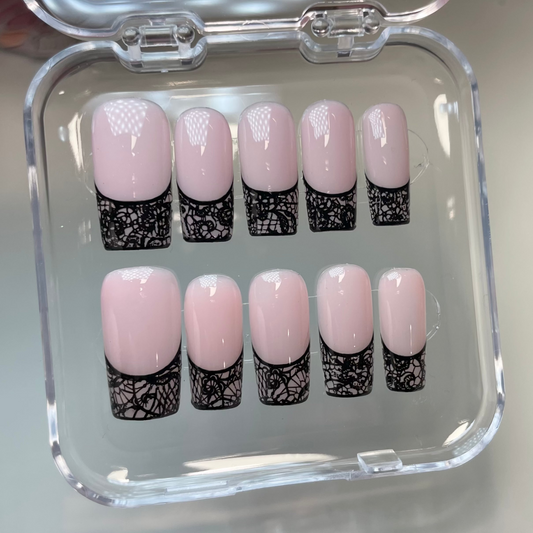 Lace Frenchie